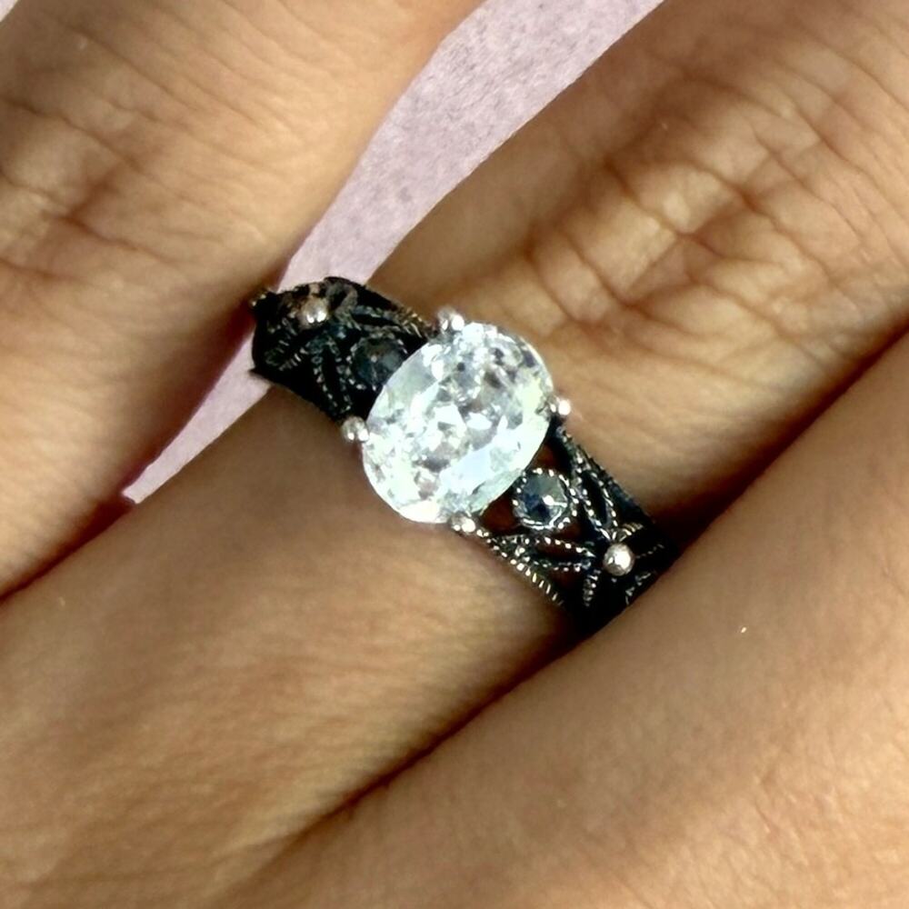 sterling silver oval-cut cz ring size 6.5